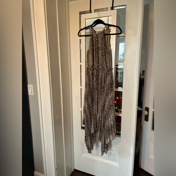 Michael Kors Dress - Picture 3 of 7